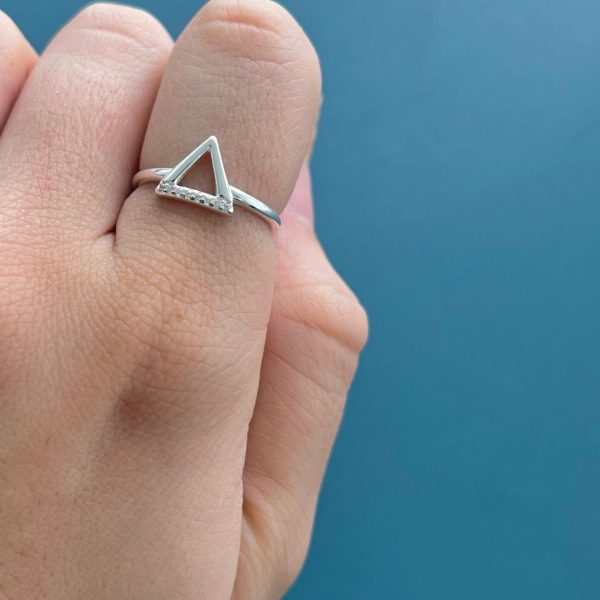 Anel Triângulo Cravejado Prata 925