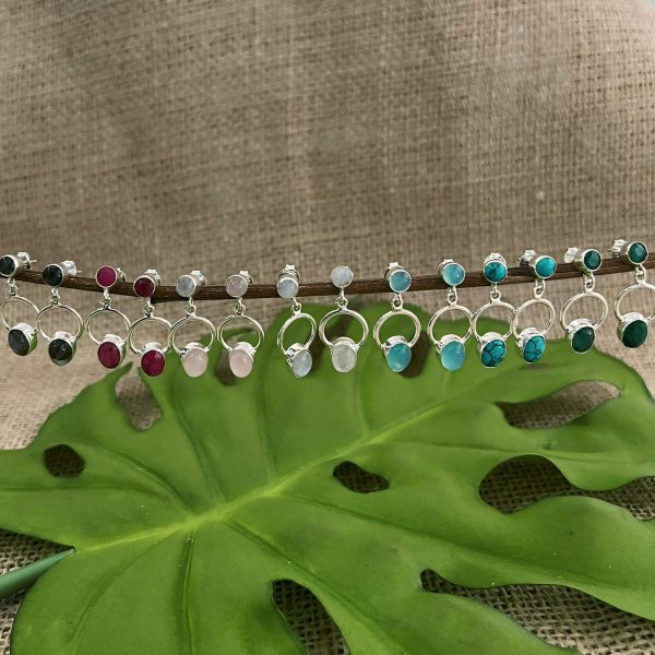 BRINCO PENDURADO / PEDRA NATURAL - PRATA BALI 925