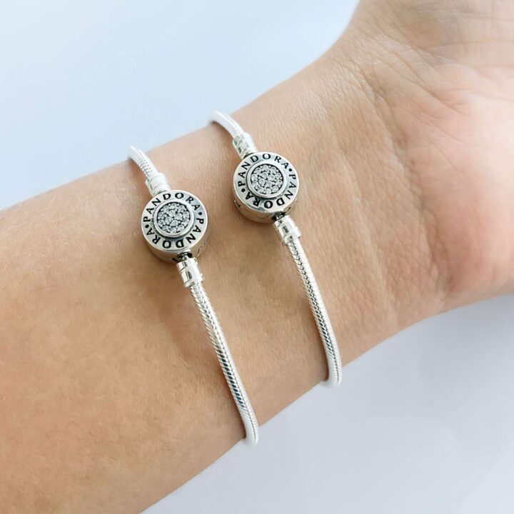 15303083744-whatsapp-image-2024-09-30-at-16-37-23.jpeg PULSEIRA CRAVEJADA / INSPIRAÇÃO PANDORA- PRATA 925