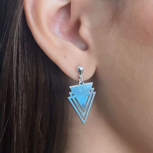 BRINCO TRIÂNGULO CORTE A LASER - PRATA 925