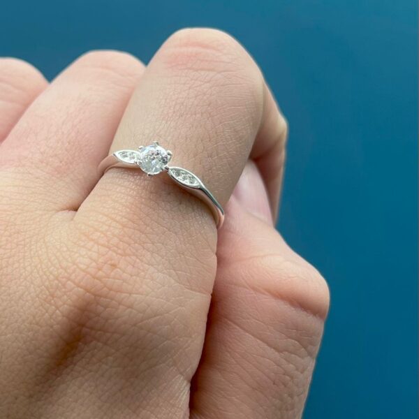 ANEL SOLITÁRIO ALICE - PRATA 925