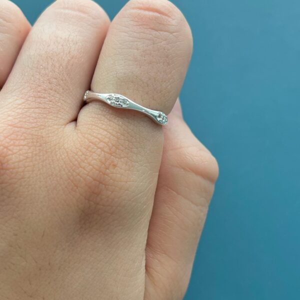 ANEL APARADOR - PRATA 925