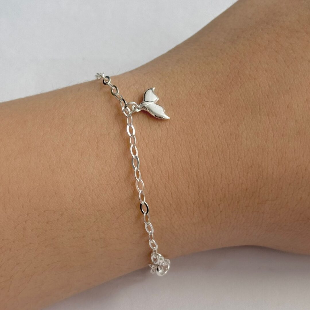 PULSEIRA RABO DE BALEIA COM ZIRCÔNIAS - PRATA 925