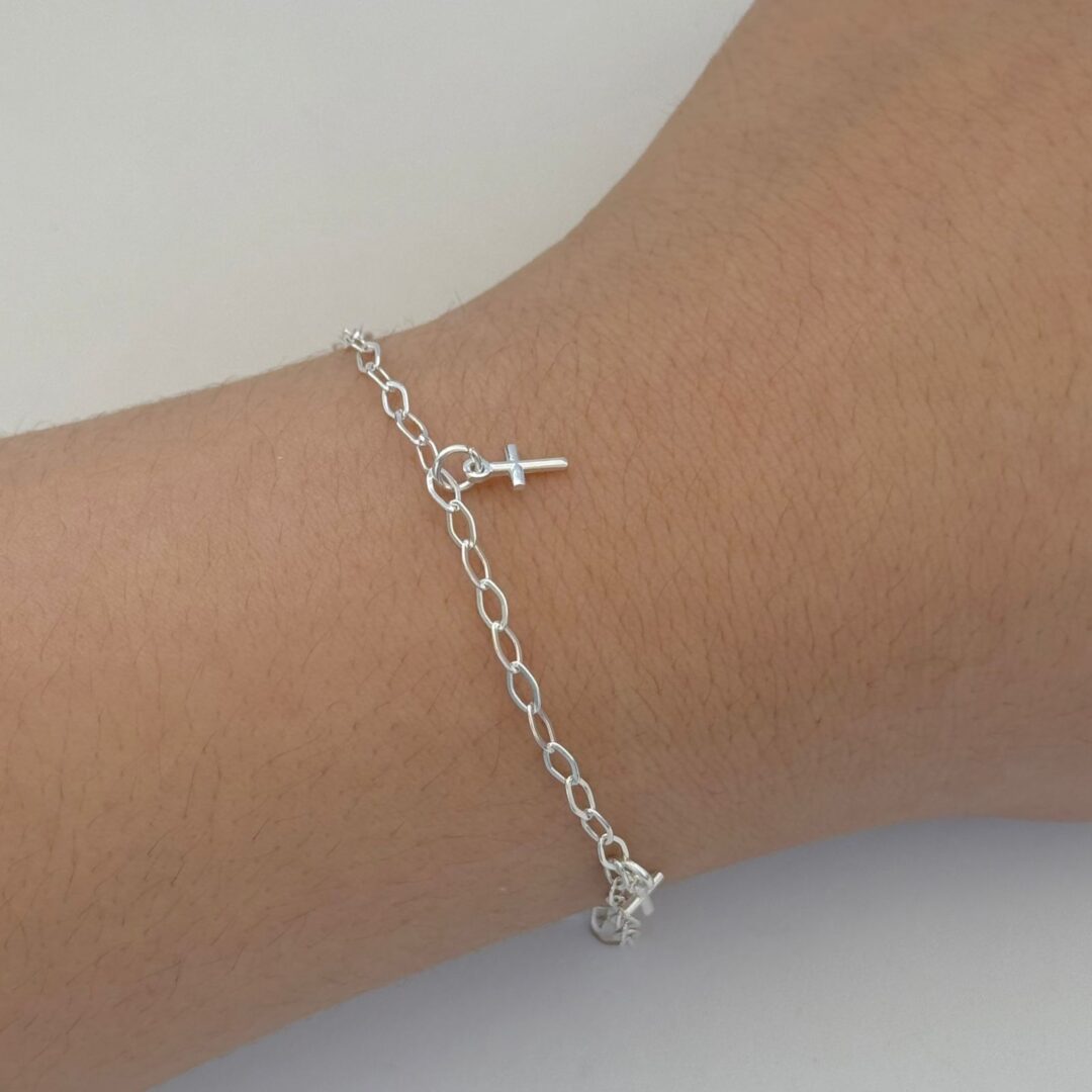 15320343468-whatsapp-image-2025-01-20-at-09-06-40.jpeg PULSEIRA CRUCIFIXO - PRATA 925