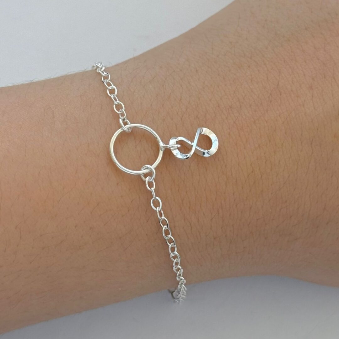 15320371793-whatsapp-image-2025-01-20-at-09-08-27-1.jpeg PULSEIRA INFINITO - PRATA 925