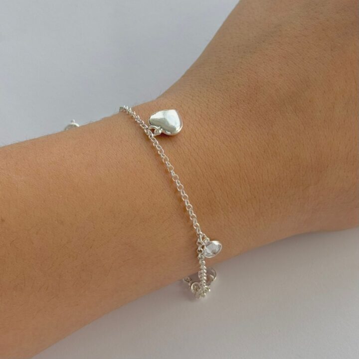 PULSEIRA CORAÇÃO / ZIRCÔNIAS - PRATA 925