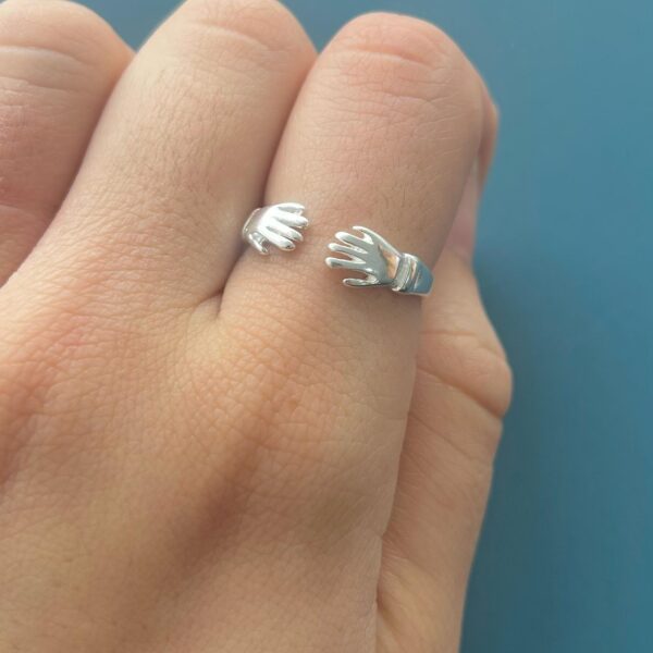 ANEL ABRAÇO - PRATA 925