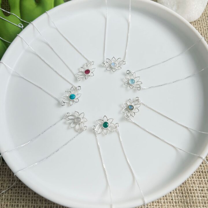 COLAR FLOR DE LÓTUS / PEDRA NATURAL -PRATA BALI 925
