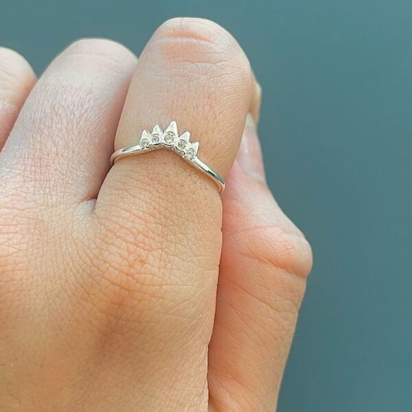 ANEL COROA COM ZIRCÔNIAS - PRATA 925