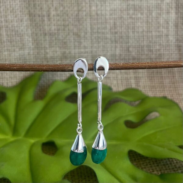 BRINCO PENDURADO / PEDRA NATURAL - PRATA BALI 925 - Esmeralda