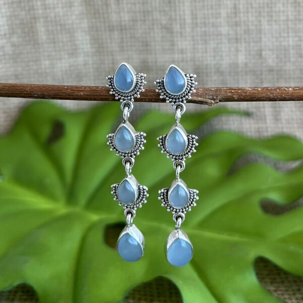 BRINCO PENDURADO / PEDRA NATURAL - PRATA BALI 925 - CALCEDÔNIA AZUL