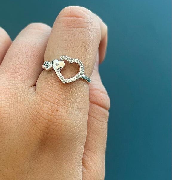 ANEL CORAÇÃO CRAVEJADO - PRATA 925