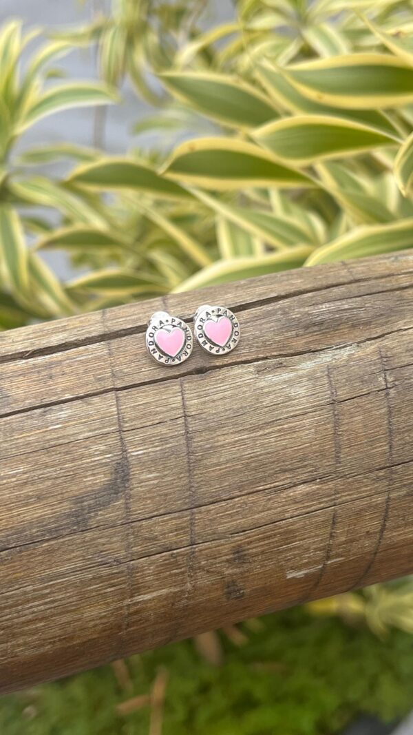 BRINCO CORAÇÃO ROSA / INSPIRAÇÃO PANDORA - PRATA 925