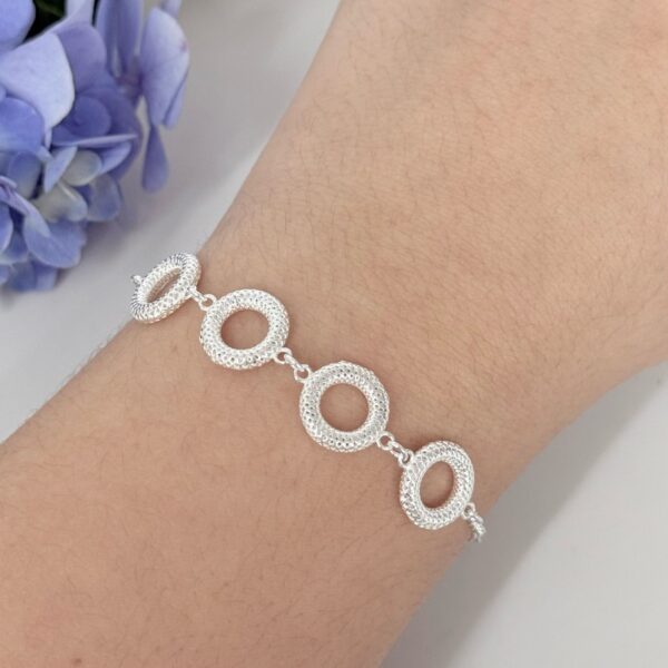 PULSEIRA CÍRCULOS / RENDA ITALIANA - PRATA 925