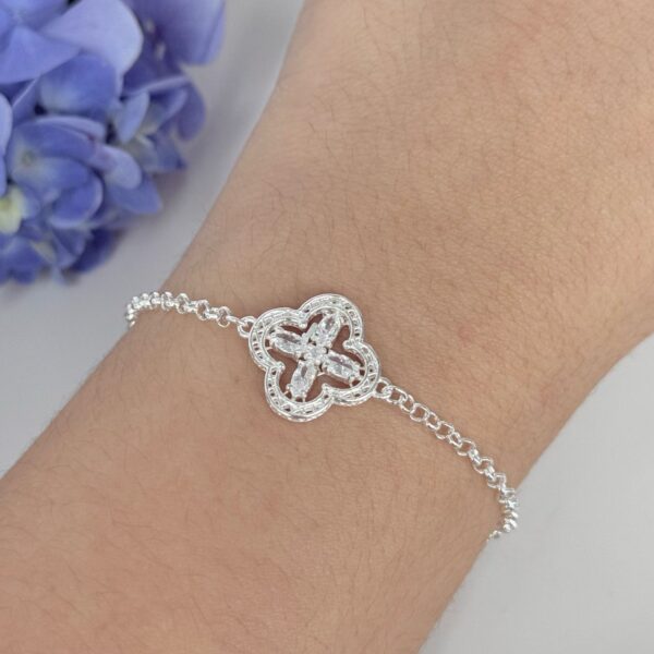 PULSEIRA TREVO COM ZIRCÔNIA CRISTAL / RENDA ITALIANA - PRATA 925