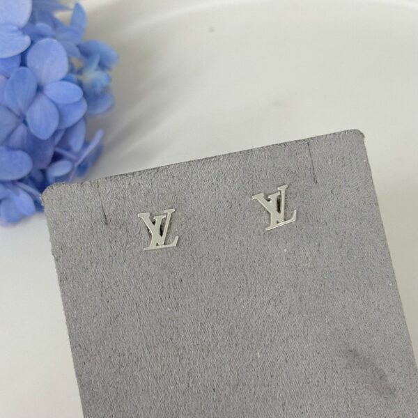 BRINCO LOUIS VUITTON / CORTE A LASER - PRATA 925