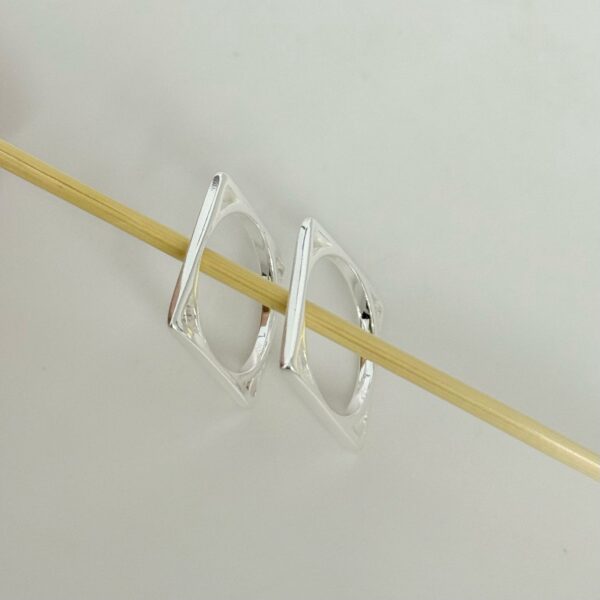 ANEL QUADRADO - PRATA 925 - 17