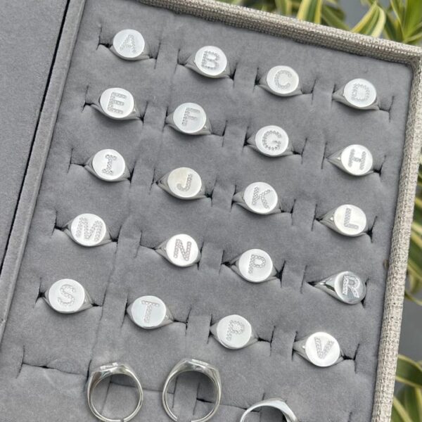 ANEL REGULÁVEL  LETRA - PRATA 925 - AL-I