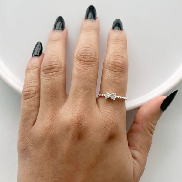 ANEL LAÇO COM ZIRCÔNIAS - PRATA 925 - 21