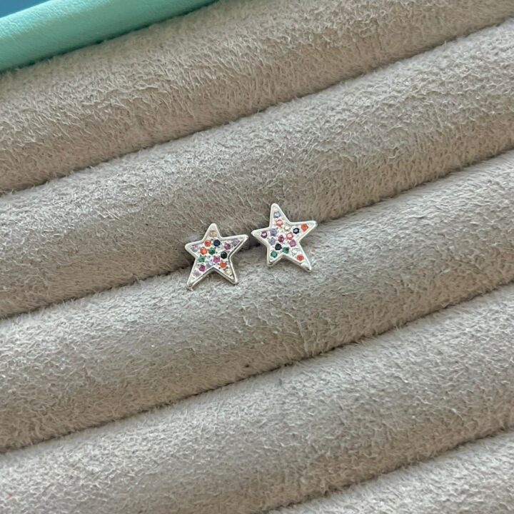 BRINCO ESTRELA COLORIDA - PRATA 925