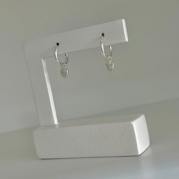 ARGOLINHA COM PINGENTE CORAÇÃO - PRATA 925