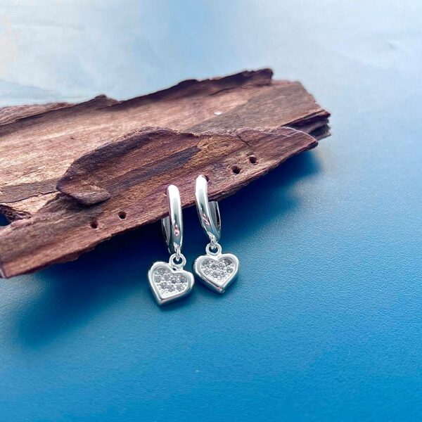 ARGOLINHA COM PINGENTE CORAÇÃO - PRATA 925