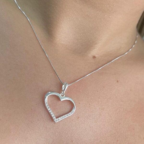 COLAR CORAÇÃO VAZADO - PRATA 925