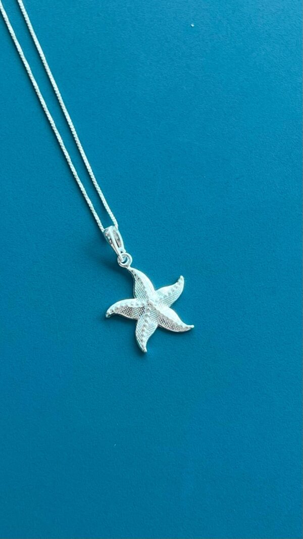COLAR ESTRELA DO MAR - PRATA 925
