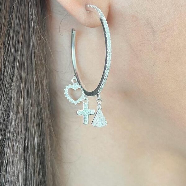 ARGOLA CRAVEJADA COM PINGENTE - PRATA 925