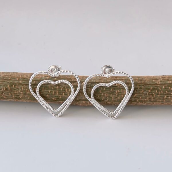 BRINCO CORAÇÃO DUPLO - PRATA 925