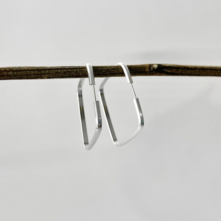 ARGOLA QUADRADA - PRATA 925