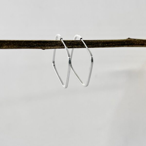 ARGOLA QUADRADA - PRATA 925