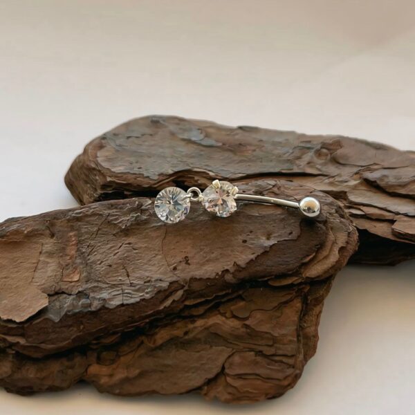 PIERCING UMBIGO CORAÇÃO CRAVEJADO - PRATA 925