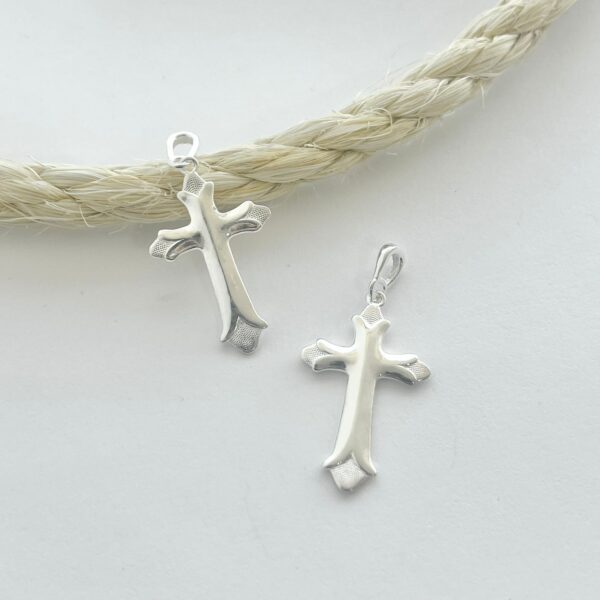 PINGENTE CRUCIFIXO - PRATA 925