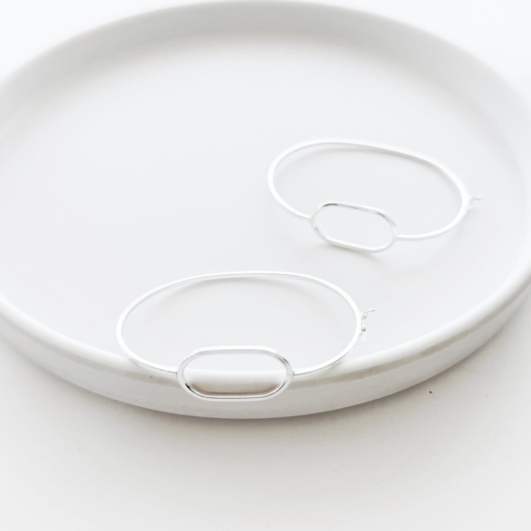 15313832745-whatsapp-image-2024-12-06-at-13-25-16-1.jpeg BRACELETE OVAL - PRATA 925