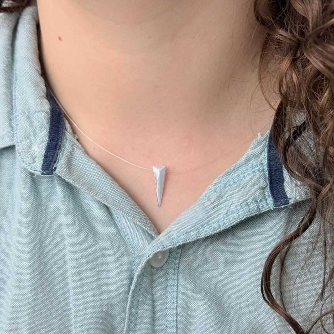 COLAR NYLON TRIÂNGULO - PRATA 925