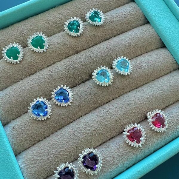 BRINCO COLOR CORAÇÃO - PRATA 925