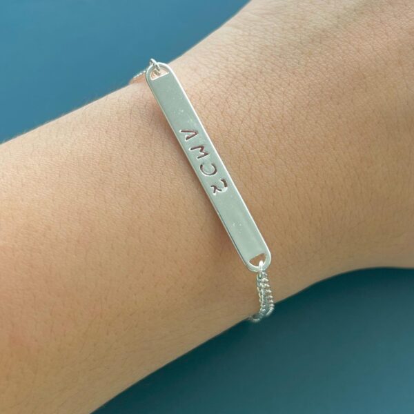 PULSEIRA PLAQUINHA AMOR - PRATA 925