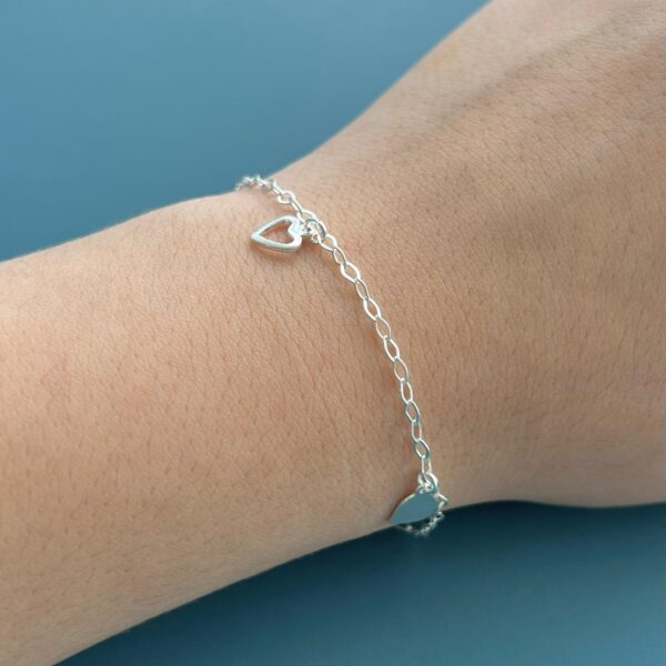 PULSEIRA CORAÇÕES - PRATA 925