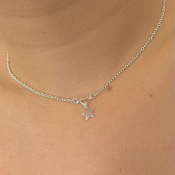 15253286311-ch60.jpg CHOKER CORAÇÃO COM ESTRELA - PRATA 925