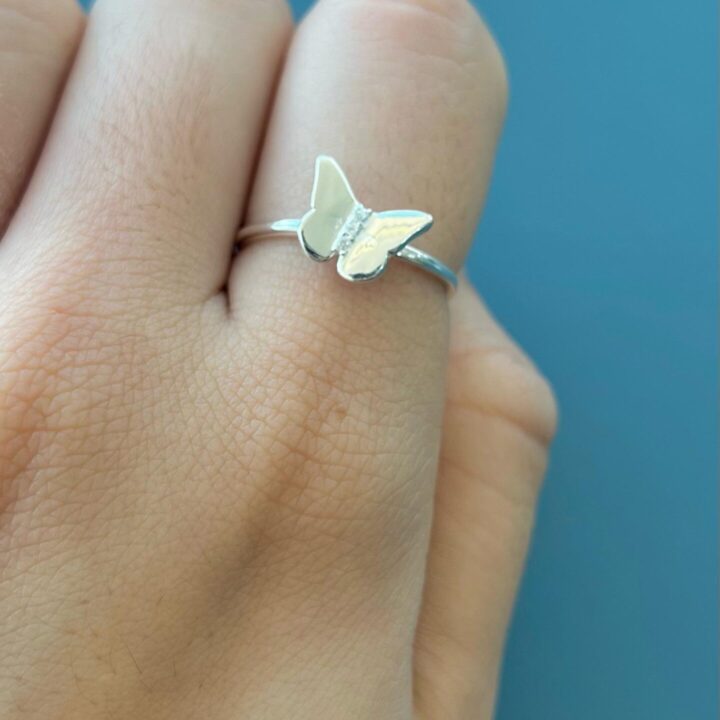 15254179955-whatsapp-image-2024-02-27-at-09-17-06.jpeg ANEL BORBOLETA COM ZIRCÔNIA - PRATA 925