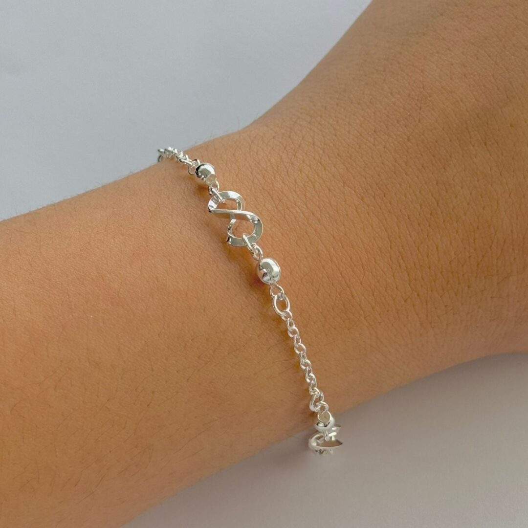 15321300743-whatsapp-image-2025-01-23-at-09-53-05.jpeg PULSEIRA INFINITOS / BOLINHAS - PRATA 925