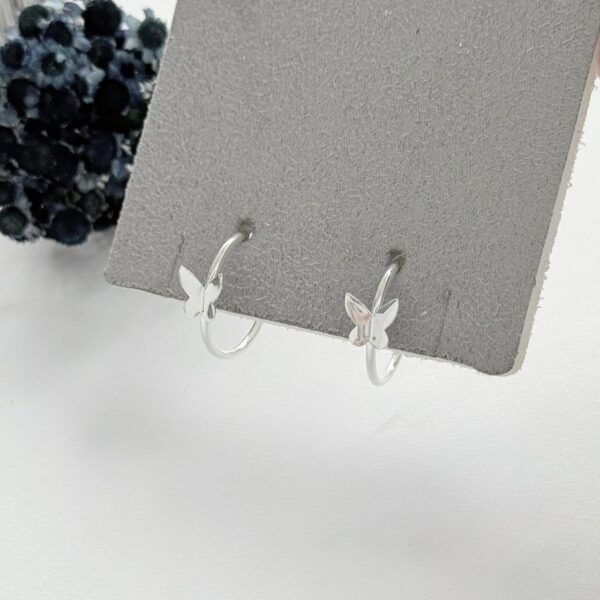 ARGOLA COM TARRAXA BORBOLETA - PRATA 925