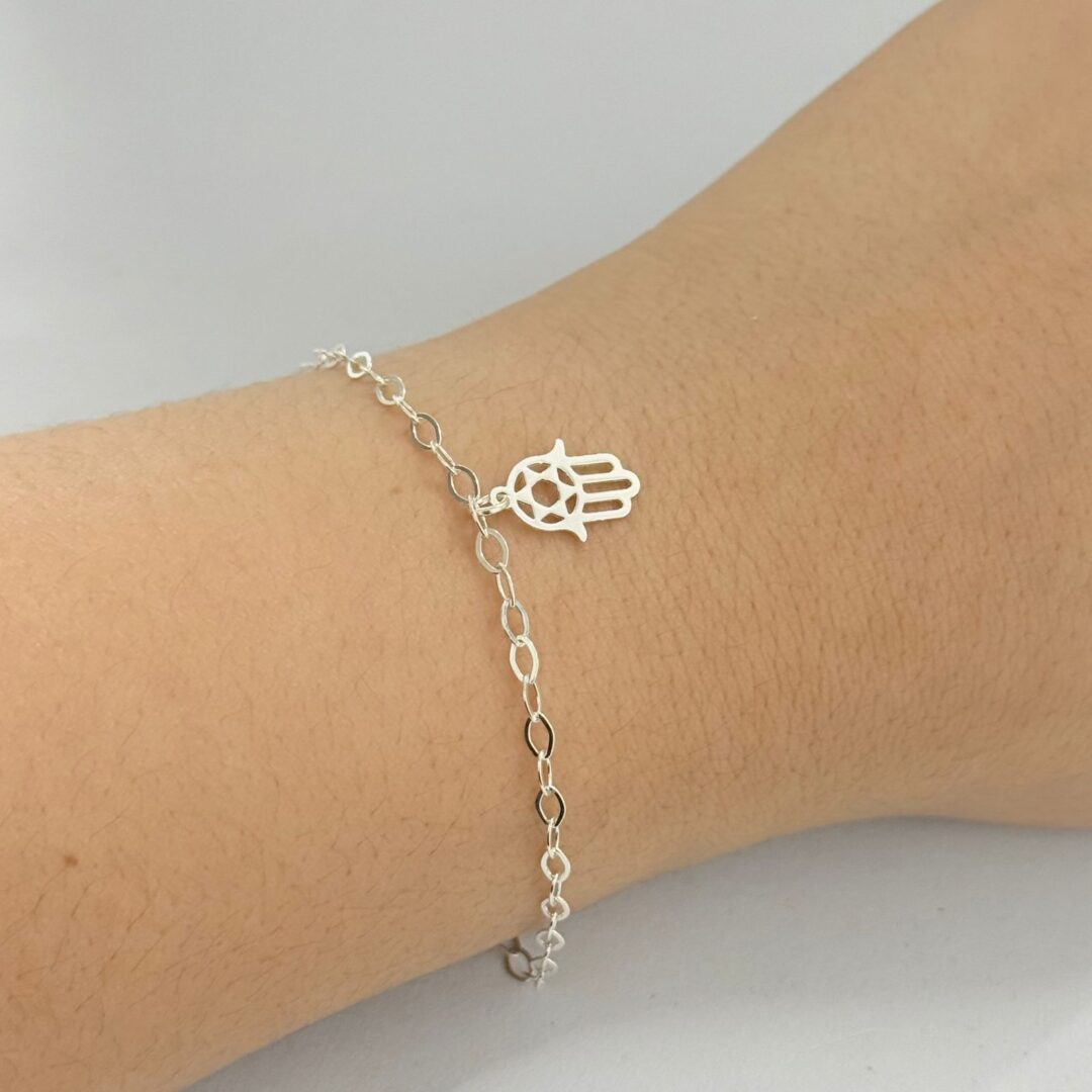 15370465265-whatsapp-image-2025-08-20-at-15-01-05.jpeg PULSEIRA MÃO DE FÁTIMA - PRATA 925
