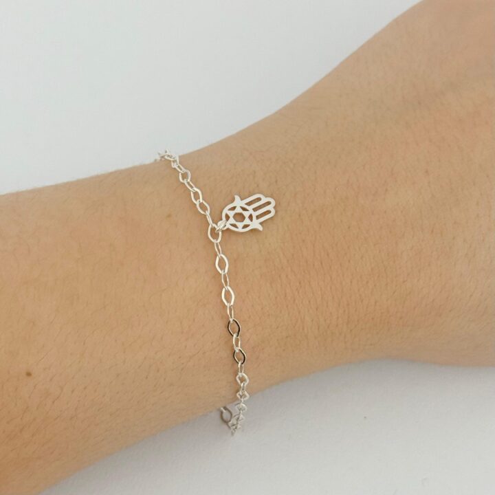 15370512621-whatsapp-image-2025-08-21-at-11-01-23-1.jpeg PULSEIRA MÃO DE FÁTIMA - PRATA 925