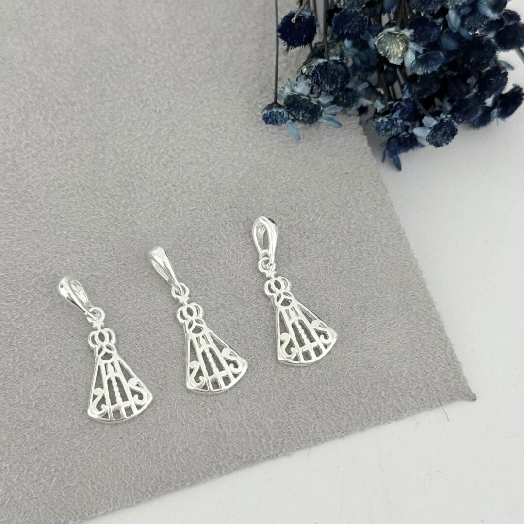 15373302467-whatsapp-image-2025-09-02-at-14-01-58-2.jpeg PINGENTE NOSSA SENHORA APARECIDA - PRATA 925