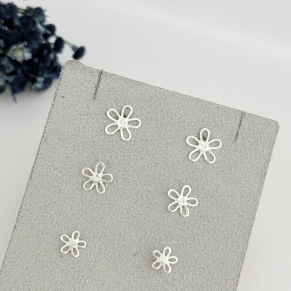BRINCO FLOR - PRATA 925