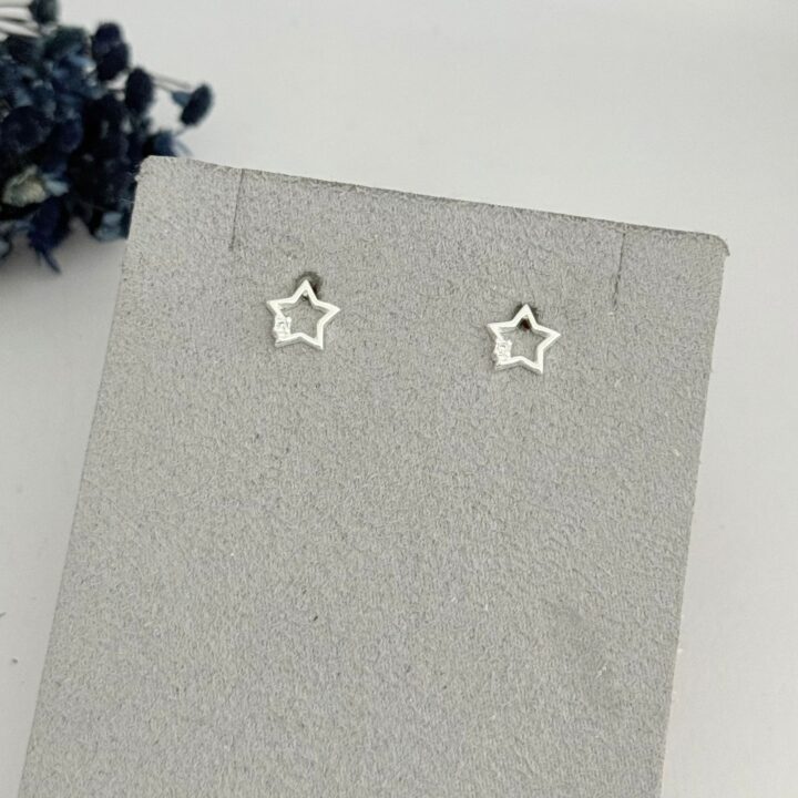 15373577910-whatsapp-image-2025-09-01-at-15-21-24.jpeg BRINCO ESTRELA - PRATA 925