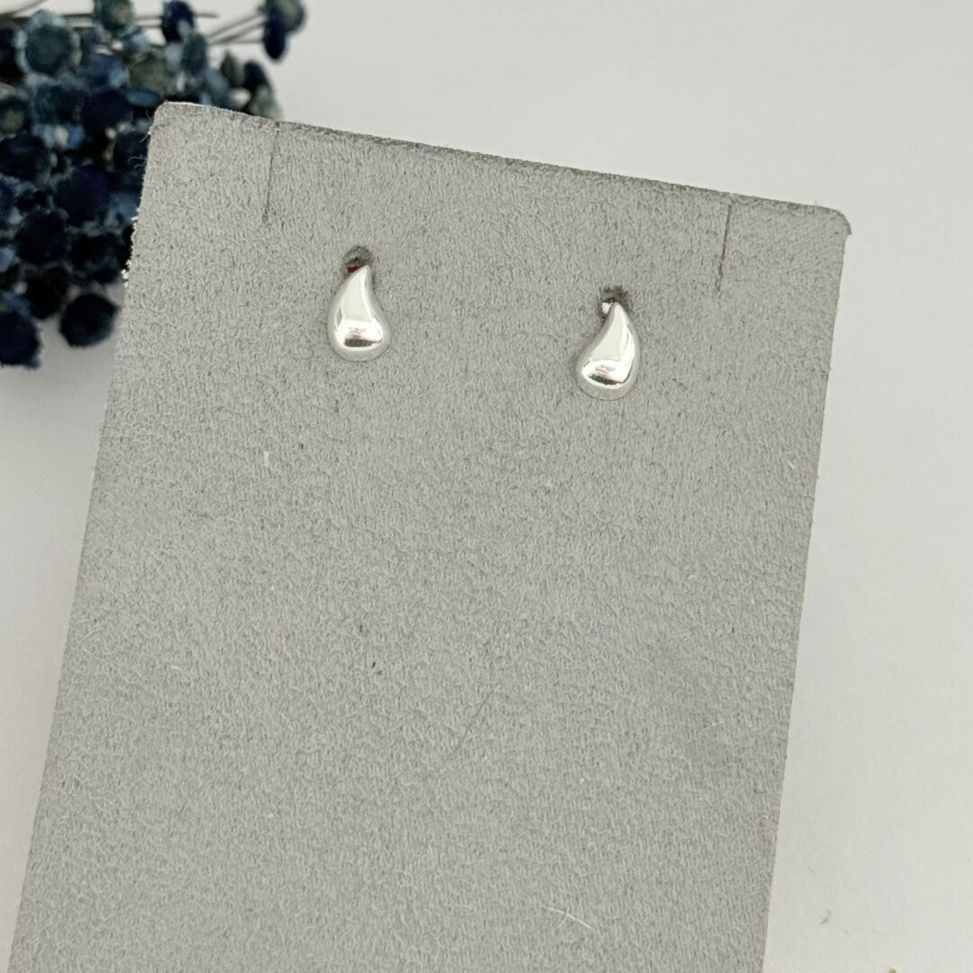 15374703687-whatsapp-image-2025-09-09-at-13-45-45-1.jpeg BRINCO GOTA - PRATA 925