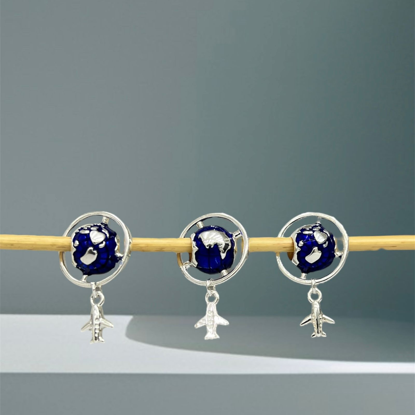 BERLOQUE GLOBO / AVIÃO - PRATA 925